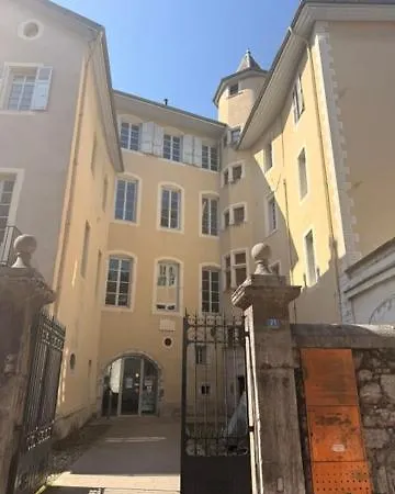 Appartement Meuble Coeur Historique De Cordon